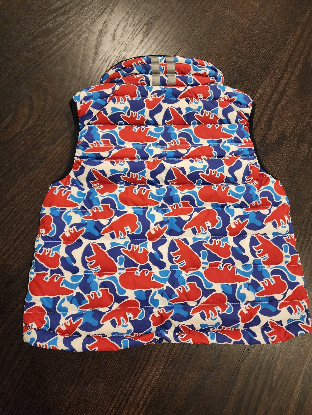Canada Goose Kids Puffer Vest in Red, Blue & White Bear Print - Picture 4 of 8